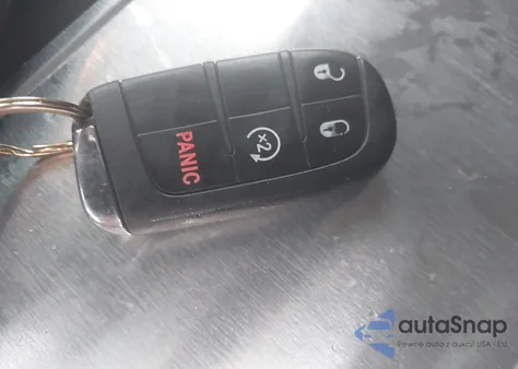 2018 Jeep Renegade Latitude 4X4 from USA, damaged, VIN ZACCJBBB2JPH56428